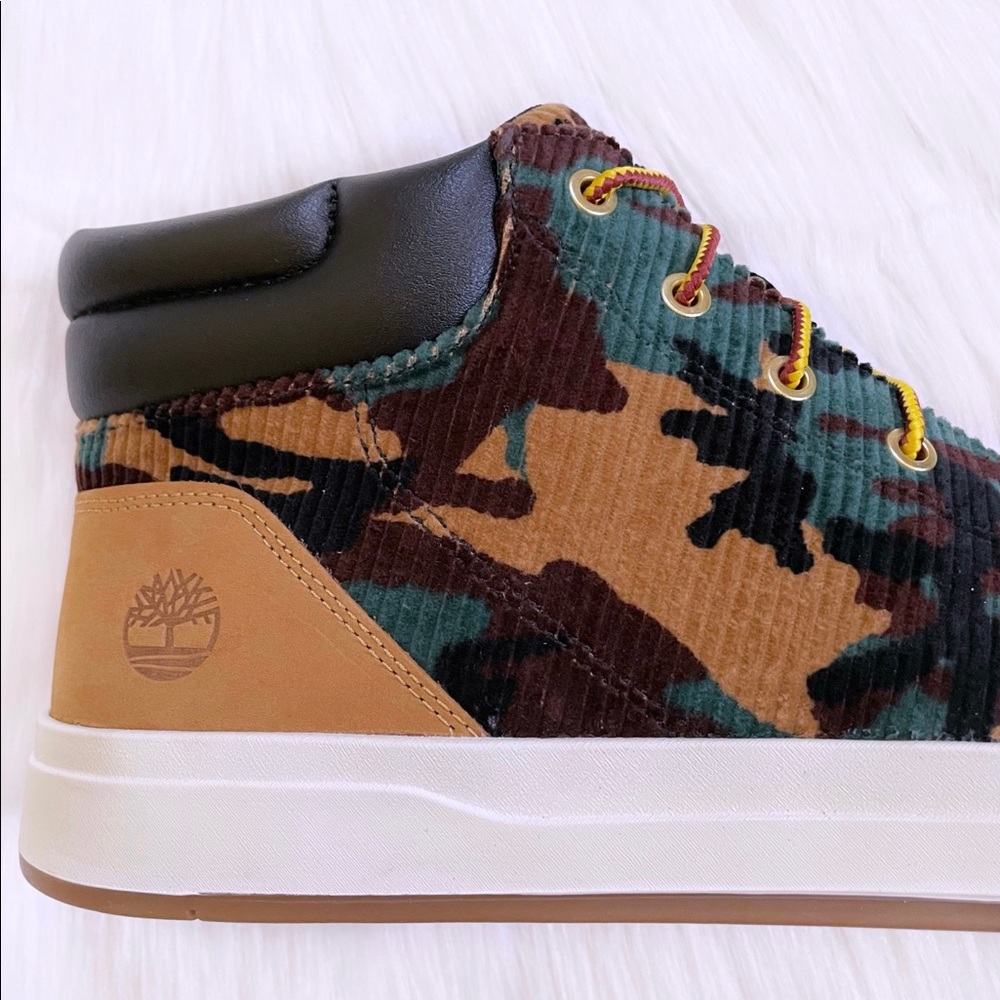 Timberland Men’s Davis Square Camo Print Chukka Boots - Picture 7 of 8